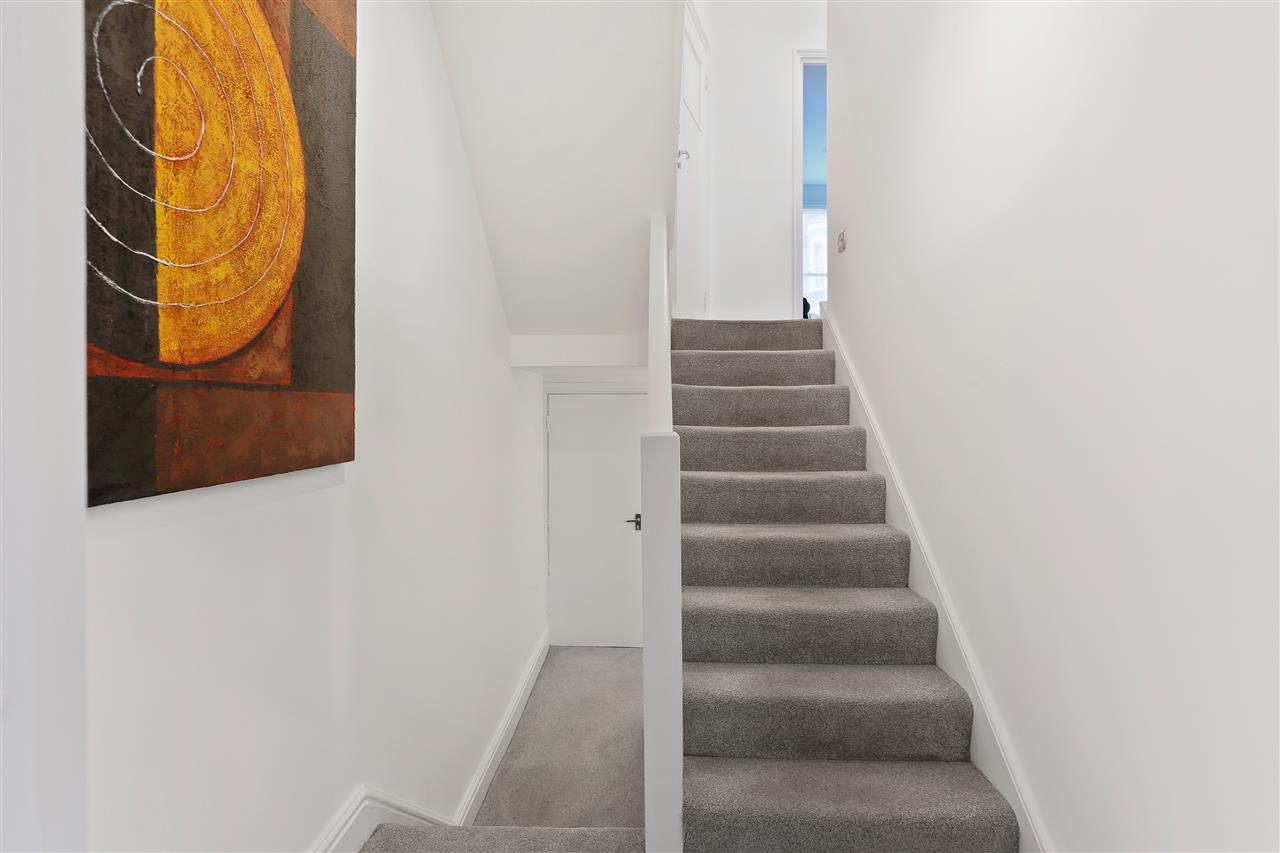 2 bed flat for sale in Tabley Road 14