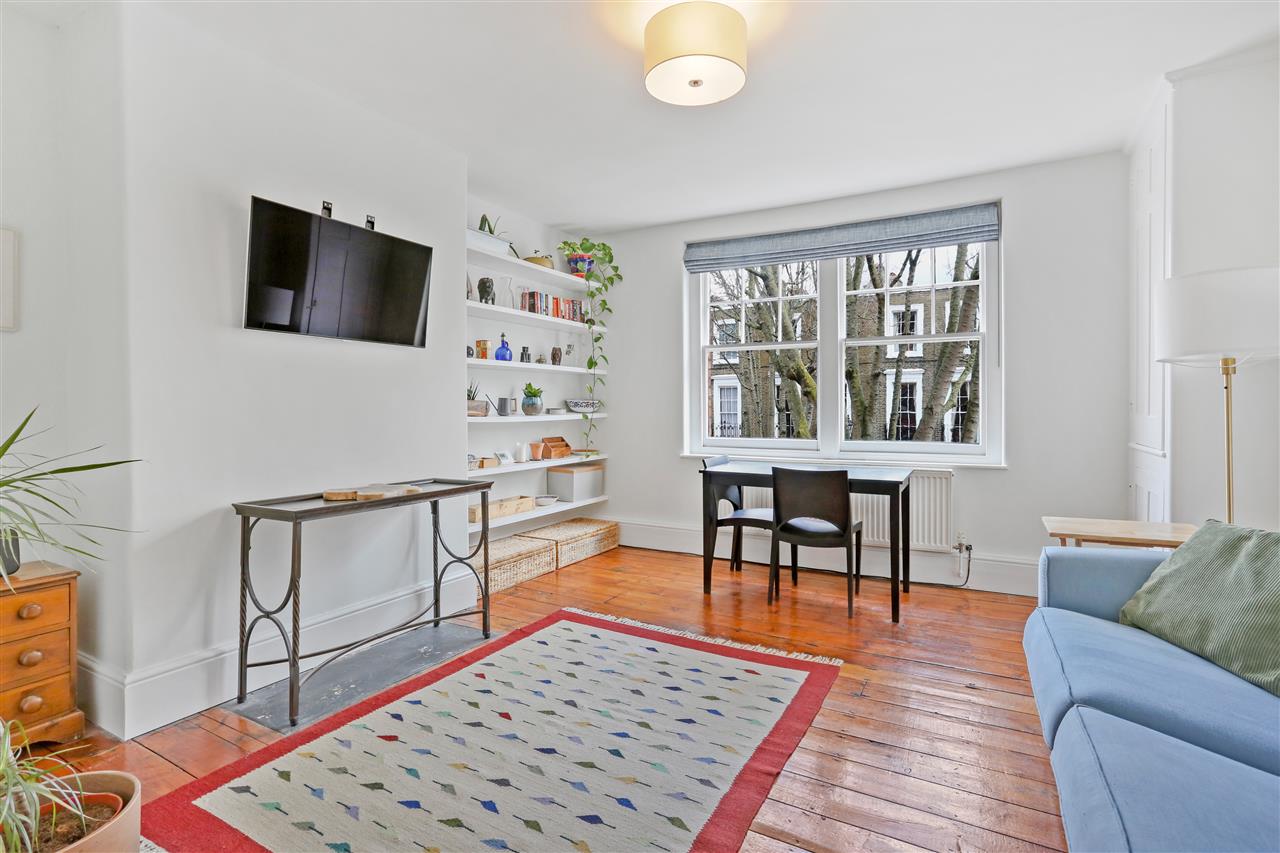 2 bed flat for sale 1