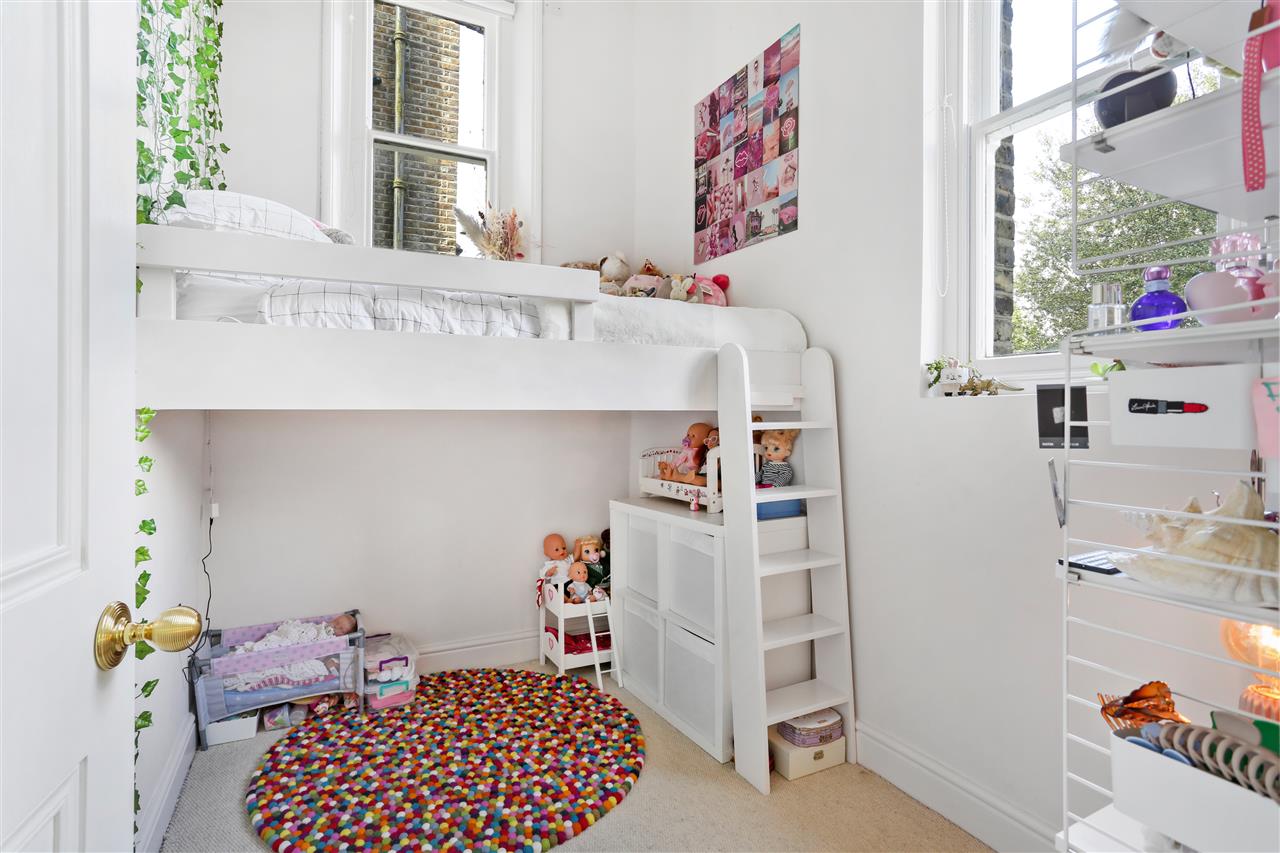 2 bed flat for sale in Carleton Road  - Property Image 13