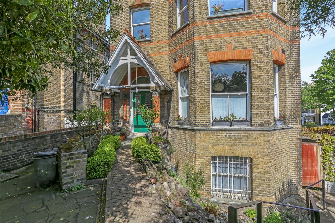 2 bed flat for sale in Carleton Road  - Property Image 20