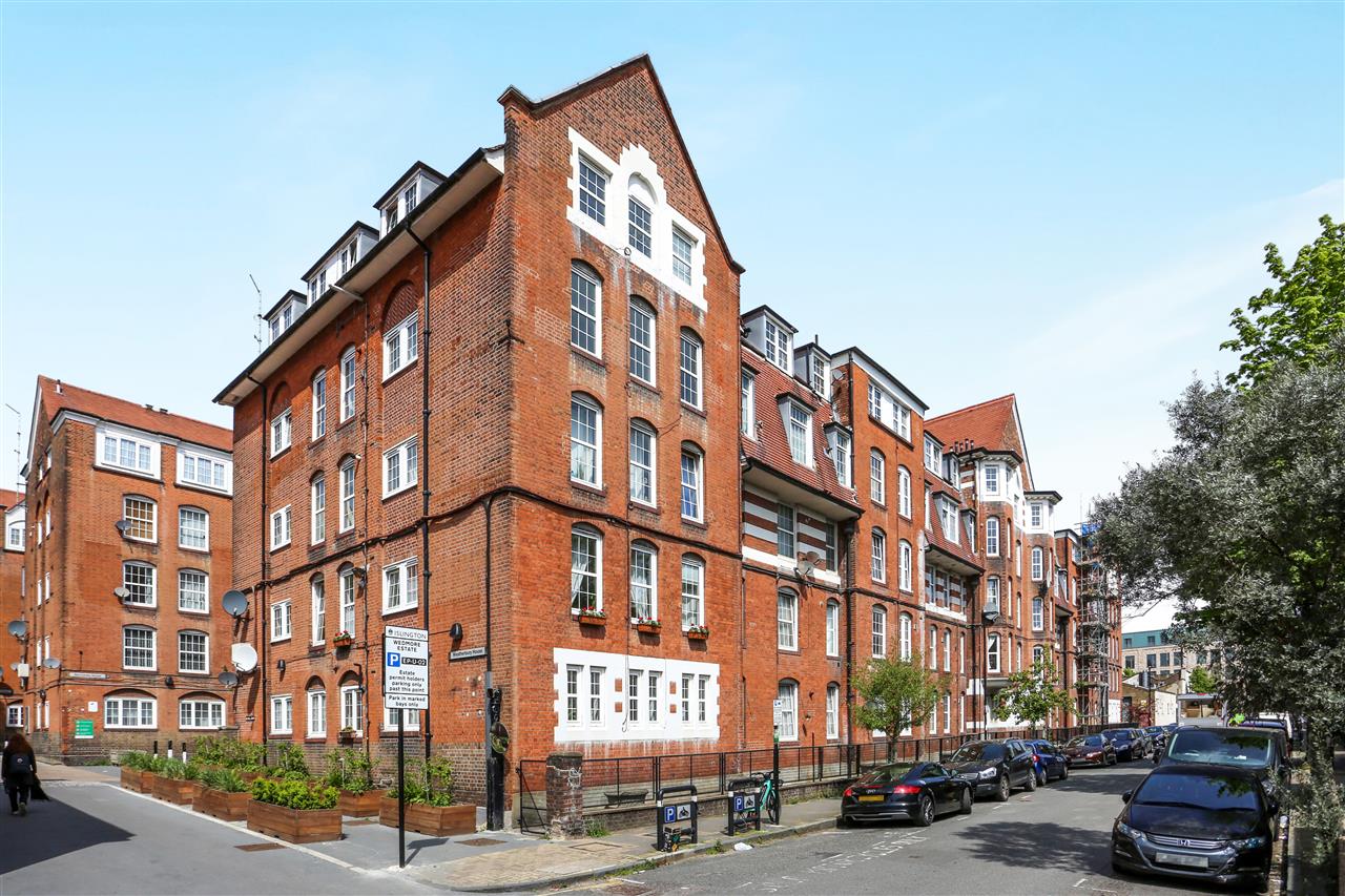 1 bed flat for sale in Wedmore Street  - Property Image 2