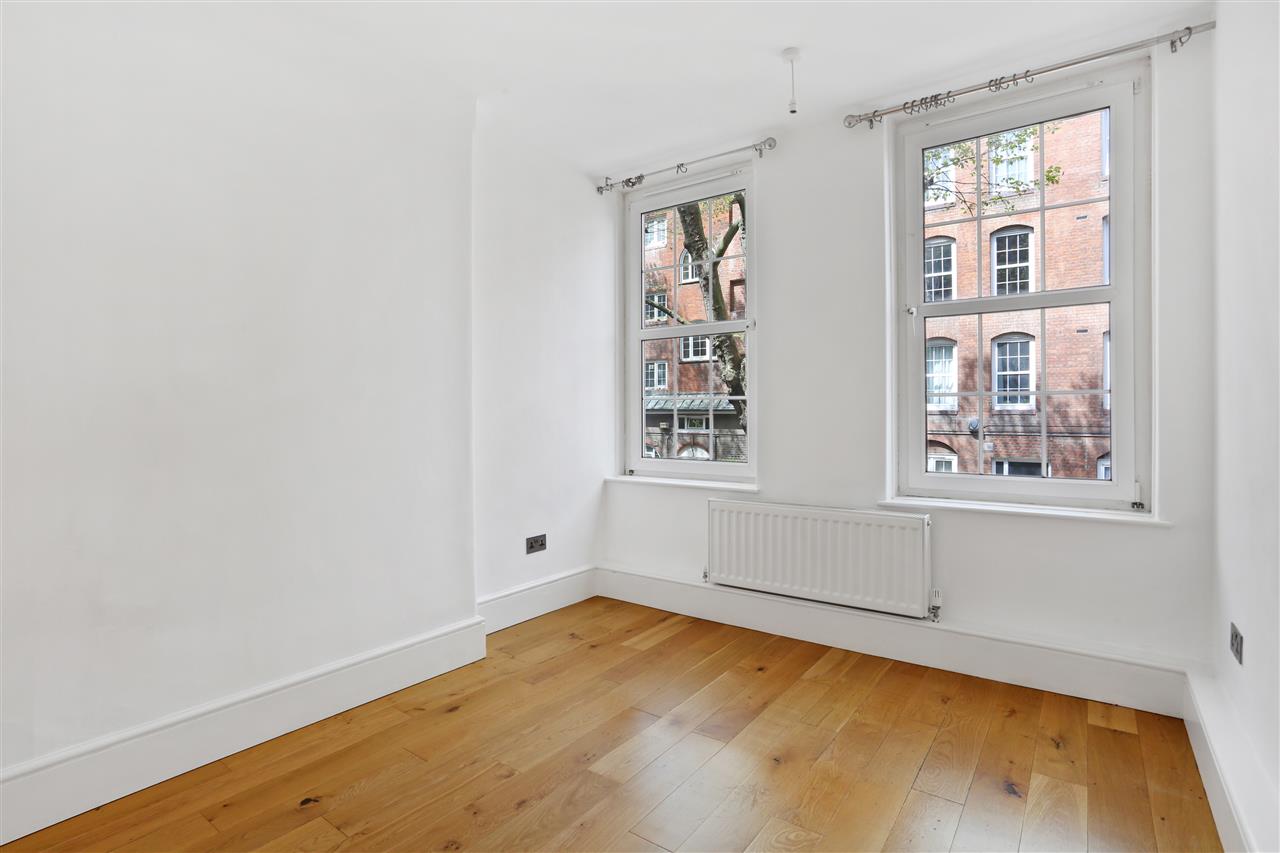 1 bed flat for sale in Wedmore Street 4