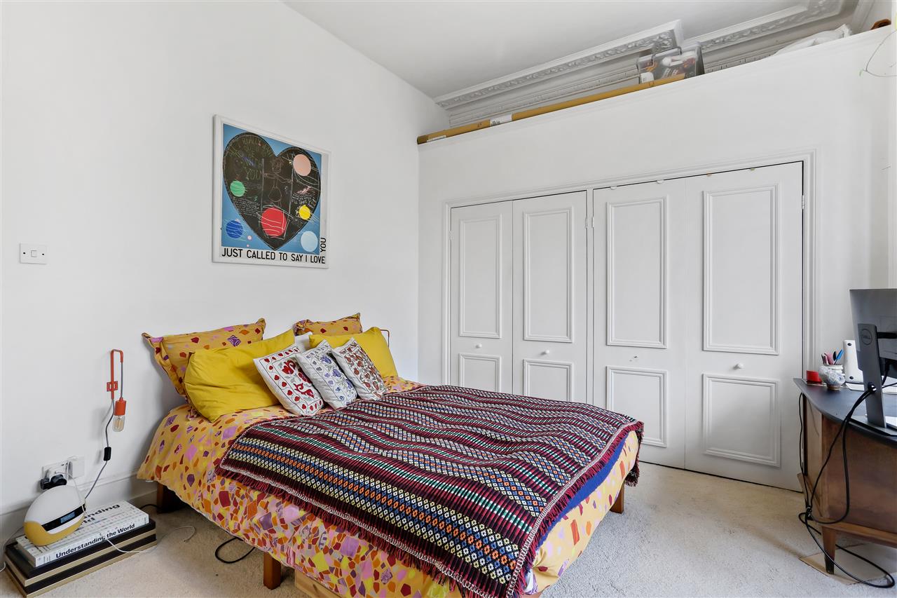 2 bed flat for sale in Dalmeny Road  - Property Image 6