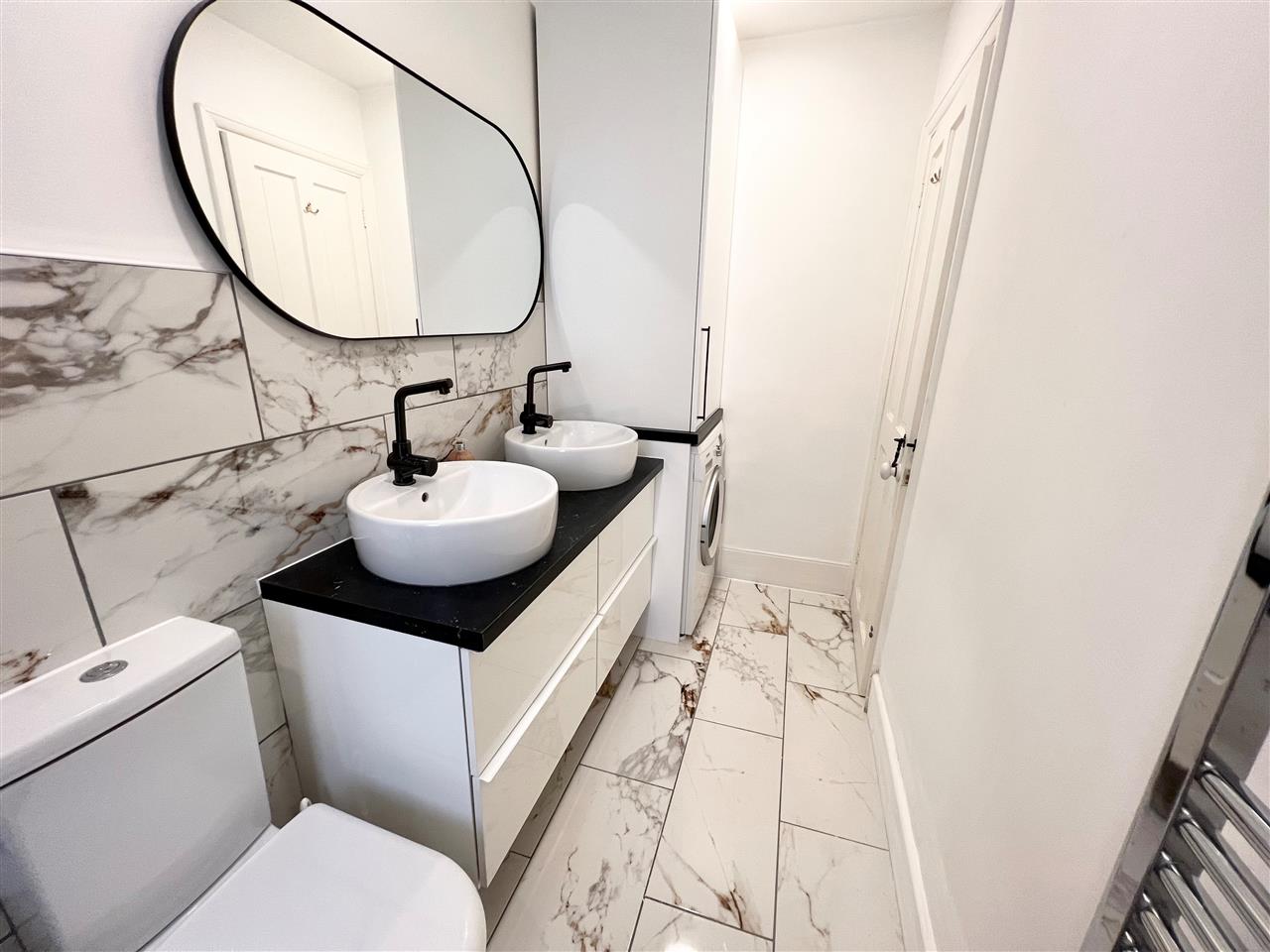 1 bed flat for sale in Lady Margaret Road 7