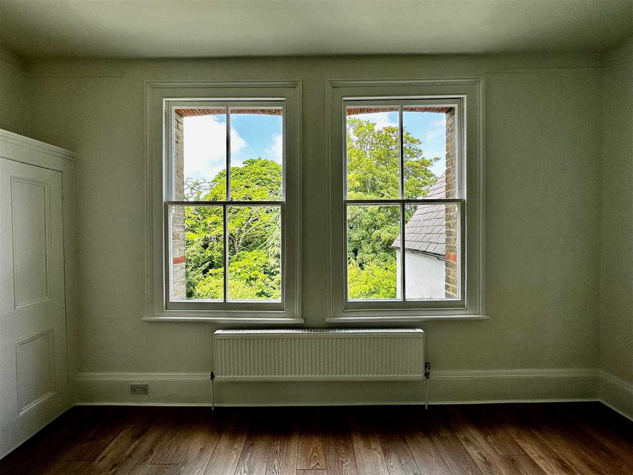 2 bed flat to rent in Hornsey Lane 8