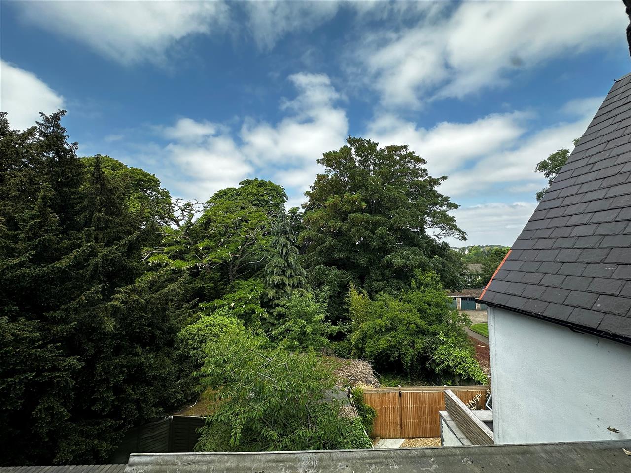 2 bed flat to rent in Hornsey Lane  - Property Image 17