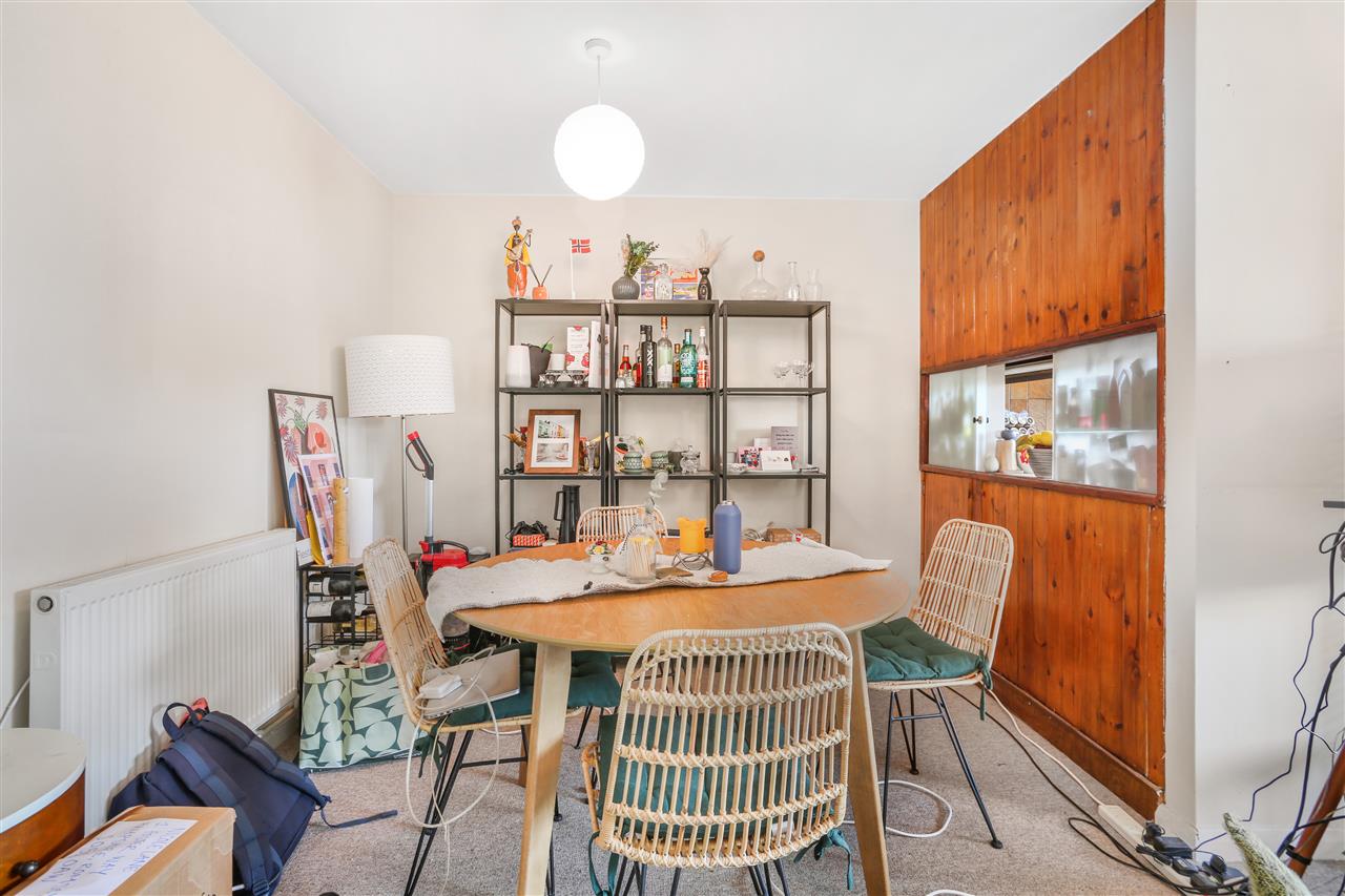 2 bed flat for sale in Chetwynd Road  - Property Image 14