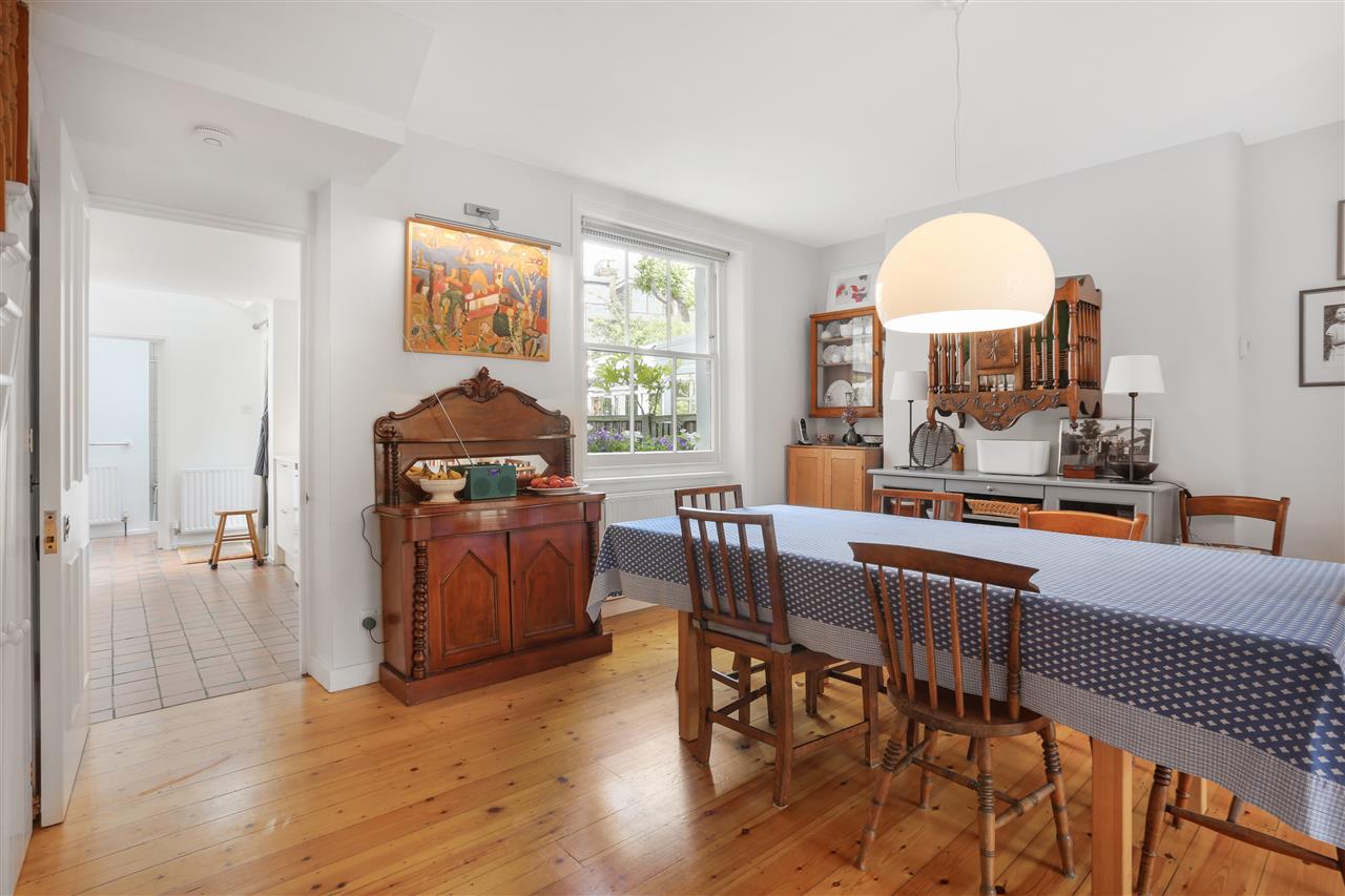 5 bed terraced house for sale in Celia Road  - Property Image 6