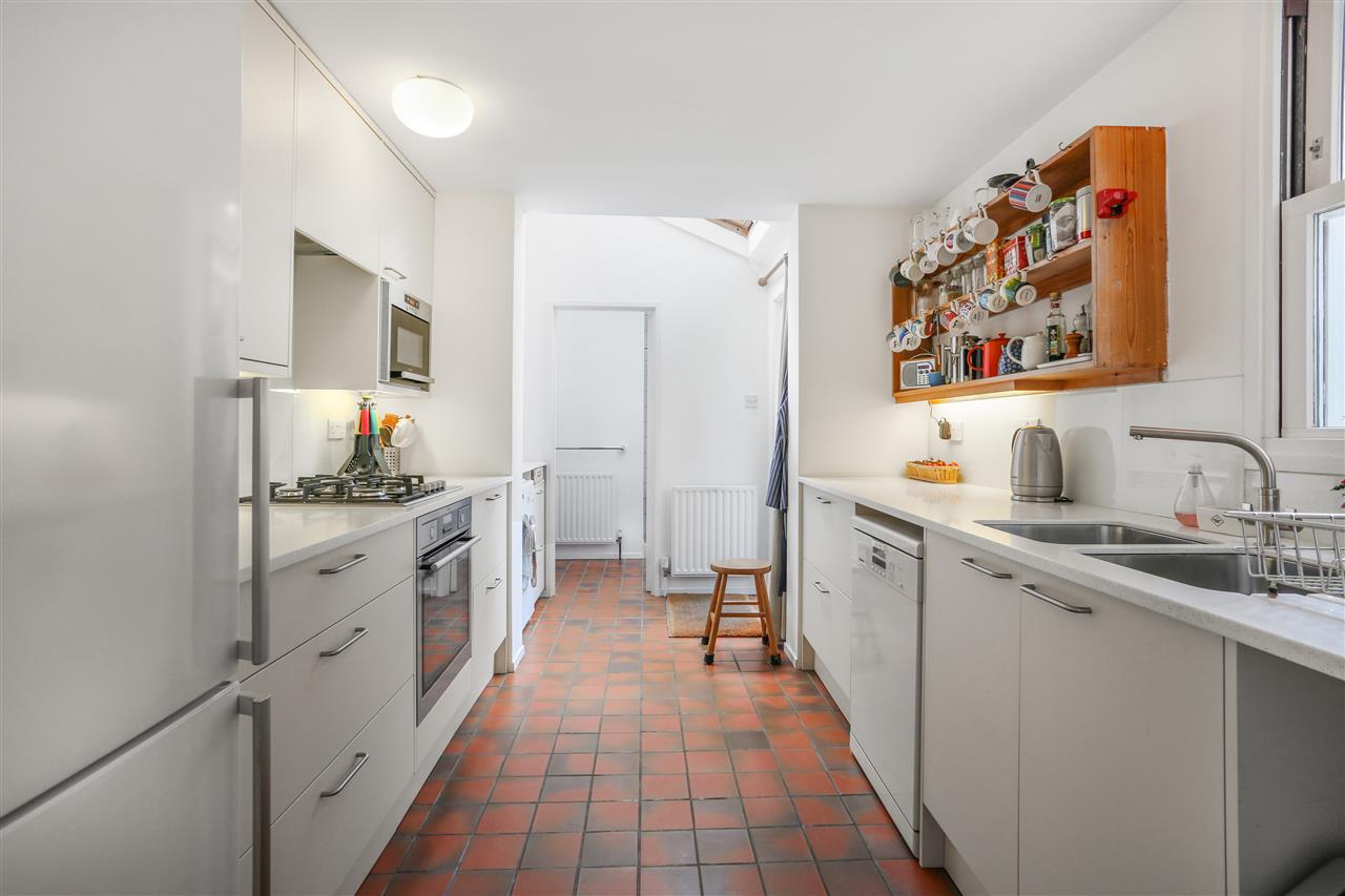 5 bed terraced house for sale in Celia Road 9