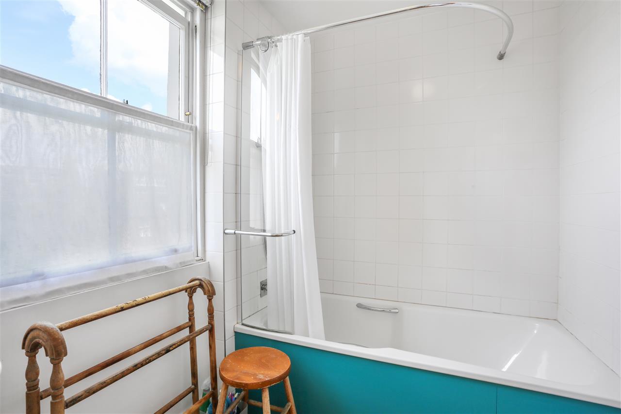 5 bed terraced house for sale in Celia Road  - Property Image 22