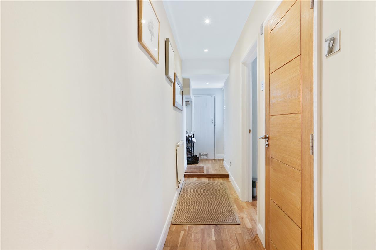 1 bed flat for sale in Hugo Road 19