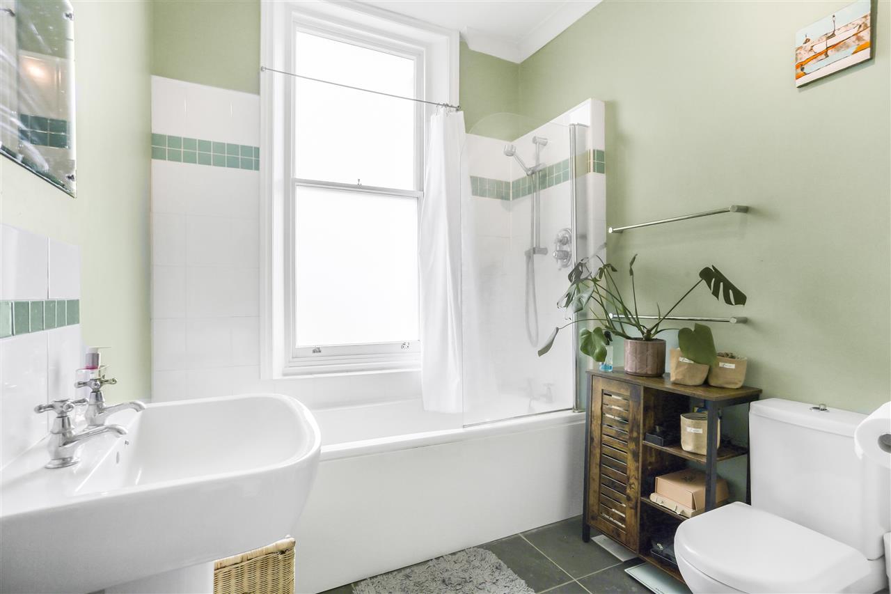 2 bed flat for sale in Dalmeny Road  - Property Image 7