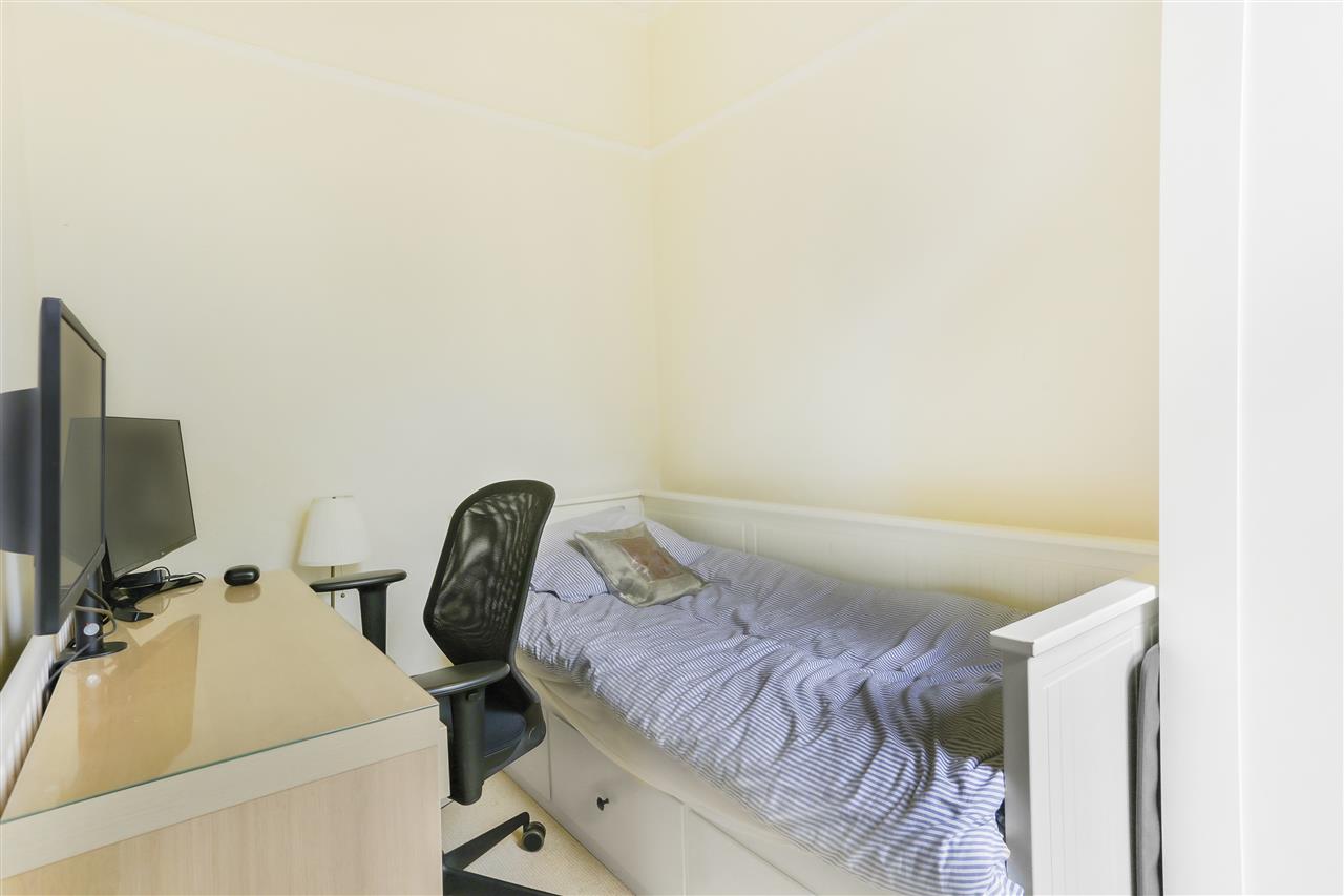 2 bed flat for sale in Dalmeny Road  - Property Image 10