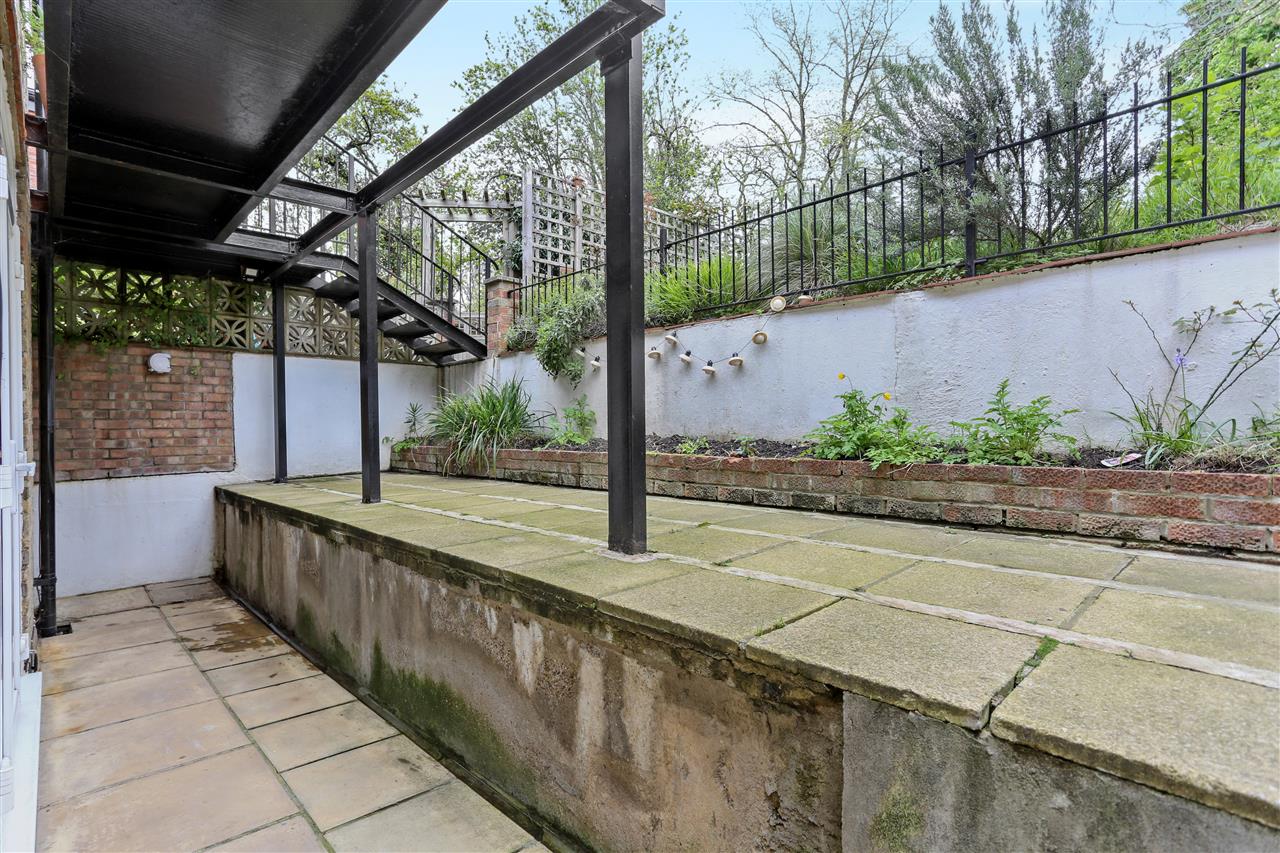 2 bed maisonette to rent in Anson Road  - Property Image 11