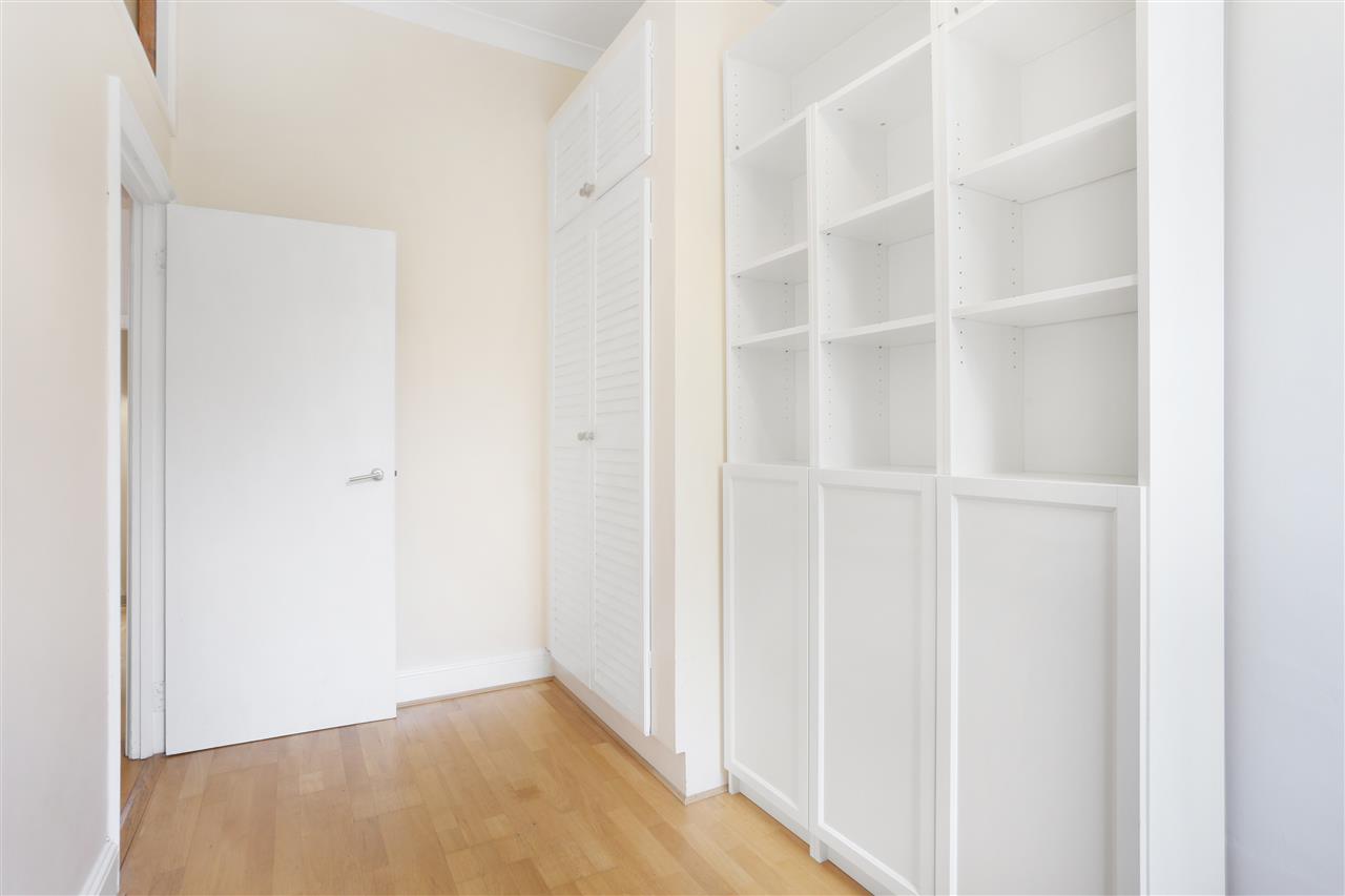 2 bed flat for sale in Mercers Road  - Property Image 16