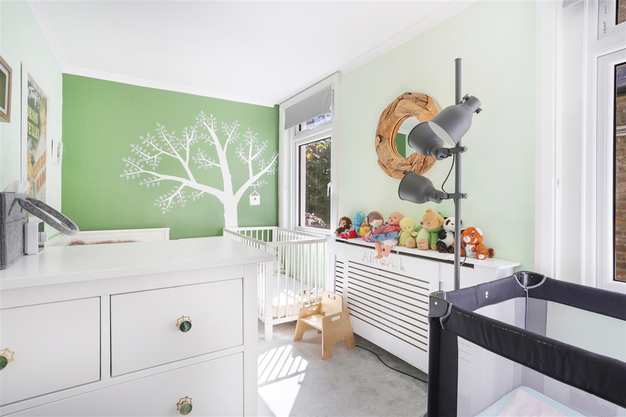 2 bed flat for sale in Tufnell Park Road  - Property Image 9