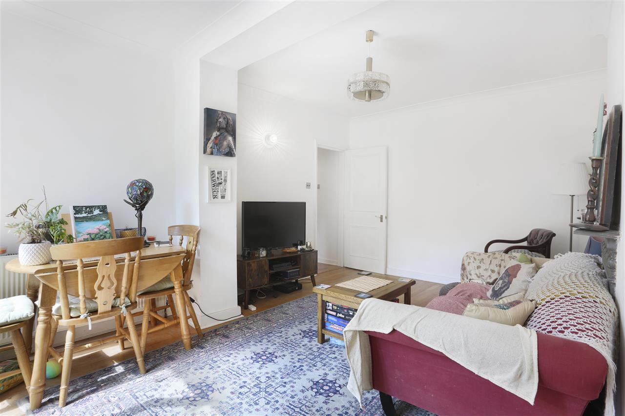 2 bed flat for sale in Tufnell Park Road  - Property Image 8