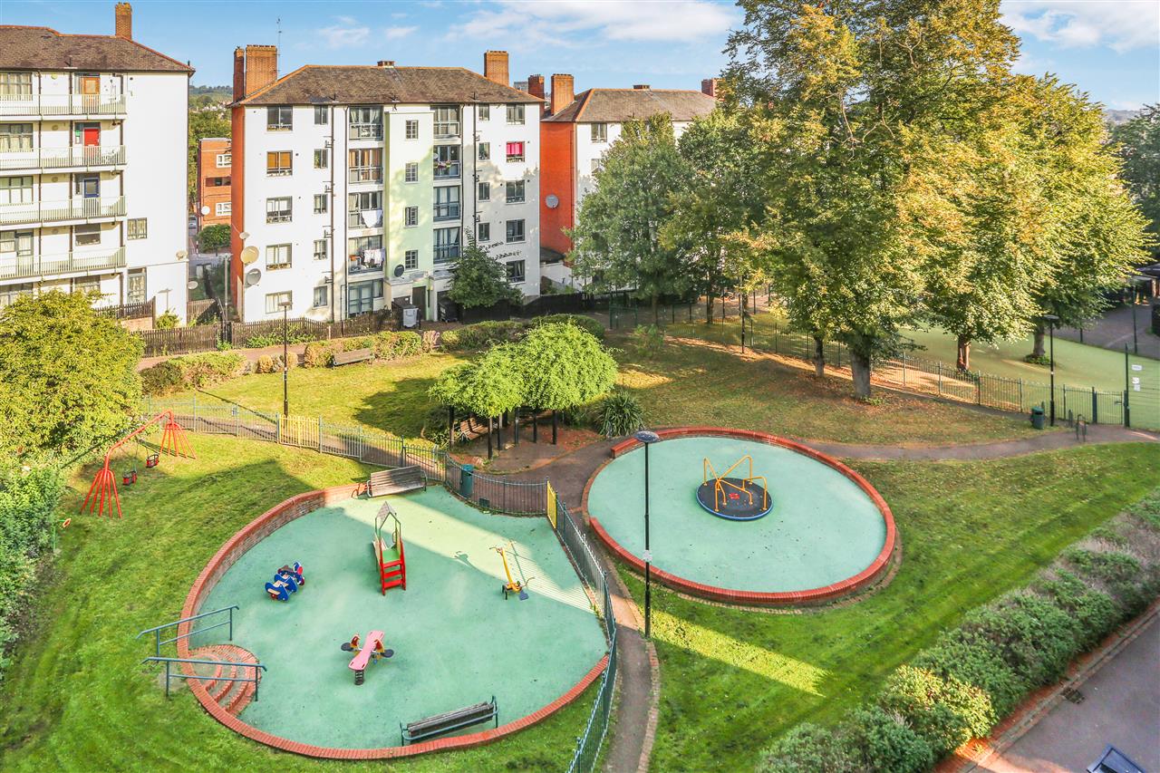 2 bed flat for sale 20