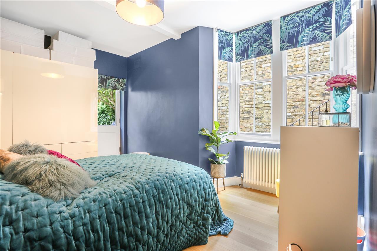 1 bed flat for sale in Mercers Road 2