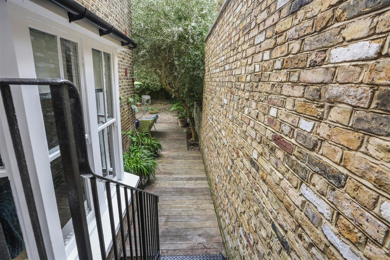 1 bed flat for sale in Mercers Road 10