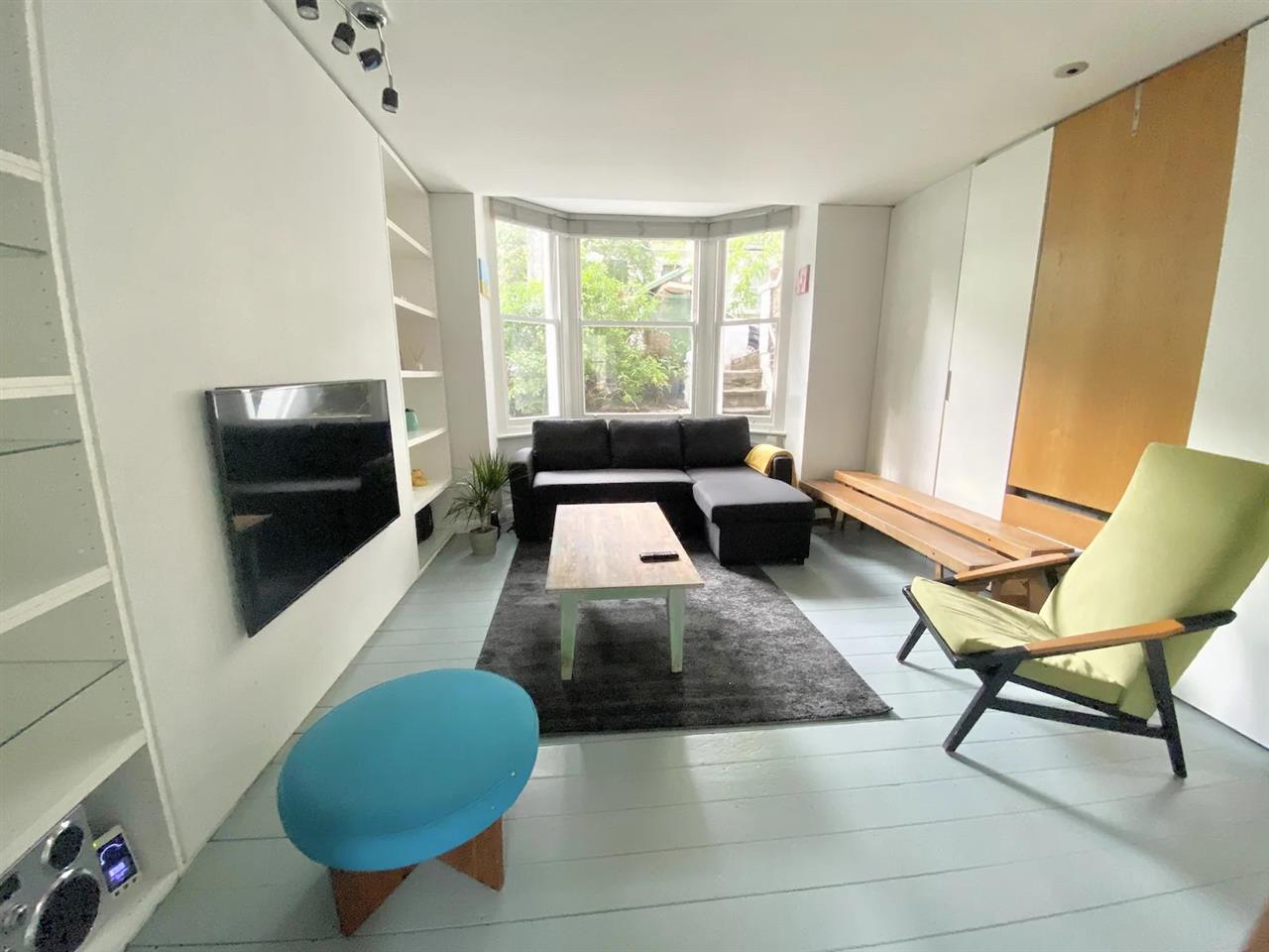 1 bed flat for sale in Southcote Road 8