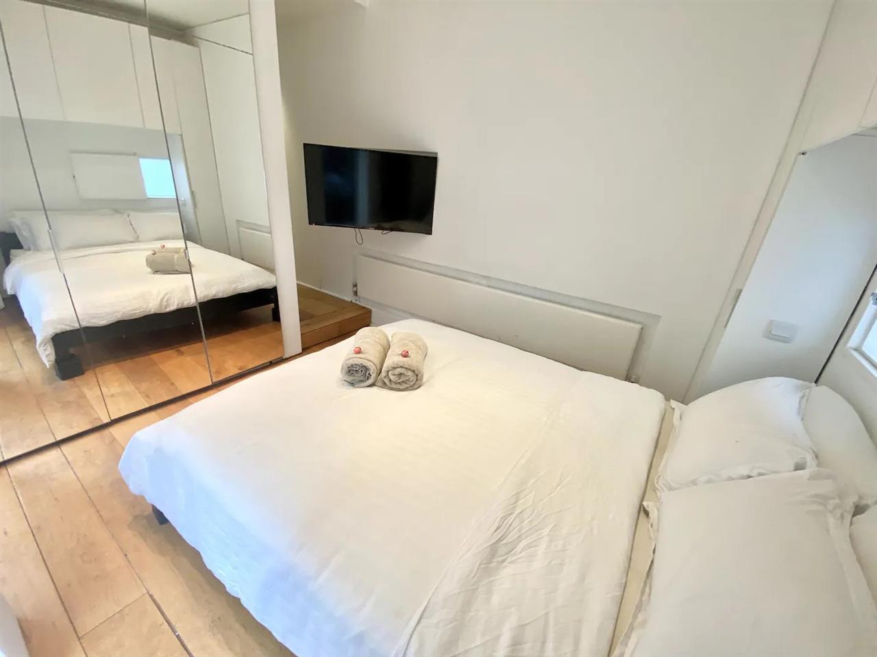 1 bed flat for sale in Southcote Road 11