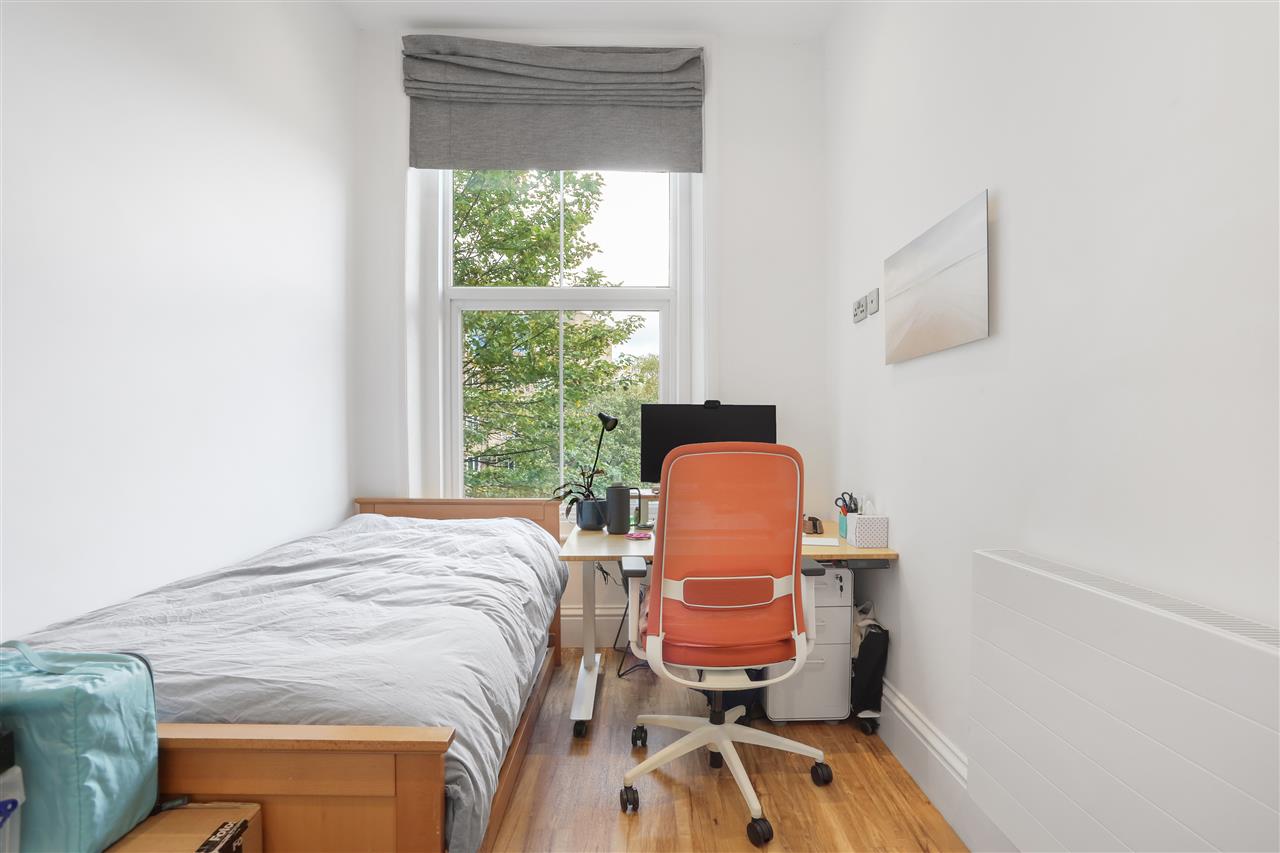 2 bed flat for sale in Brecknock Road  - Property Image 14