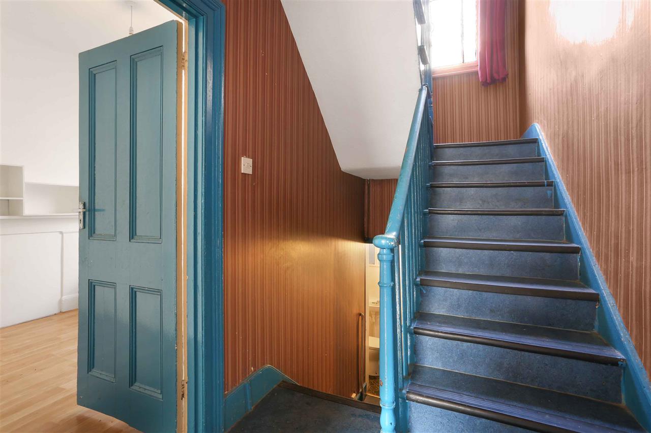 5 bed terraced house for sale in Windsor Road  - Property Image 8