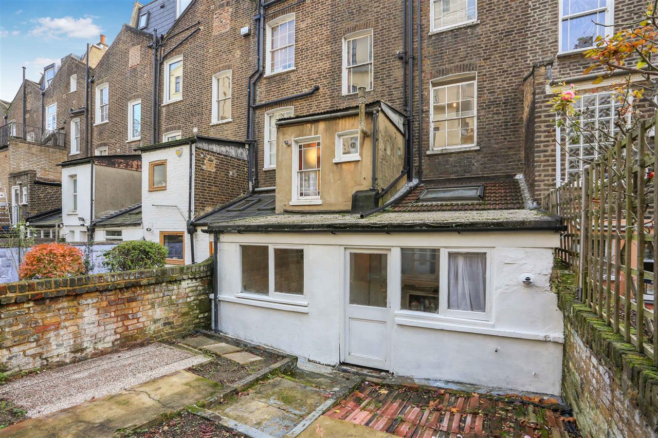 5 bed terraced house for sale in Windsor Road  - Property Image 11