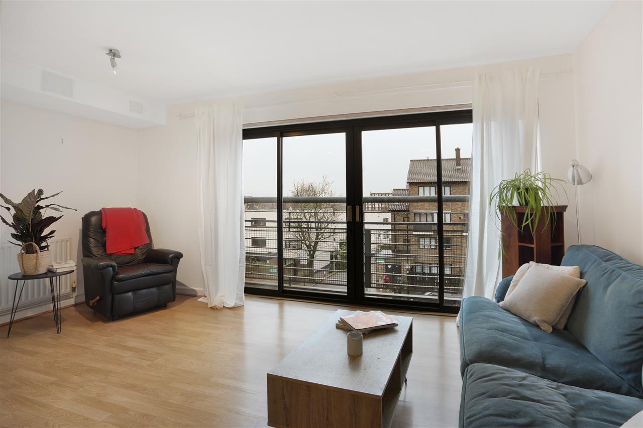 1 bed flat for sale in Dalmeny Avenue  - Property Image 2