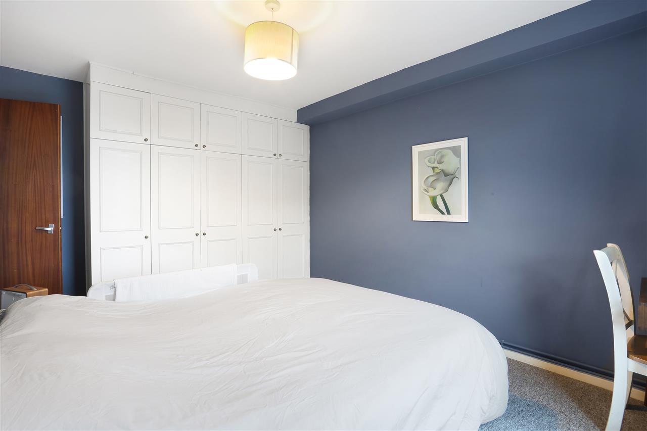 2 bed flat for sale in Chetwynd Road  - Property Image 4