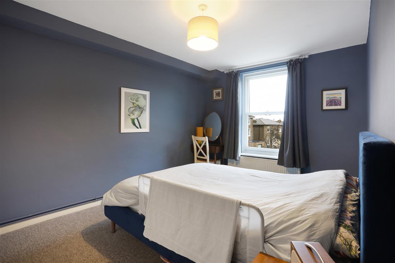 2 bed flat for sale in Chetwynd Road  - Property Image 10