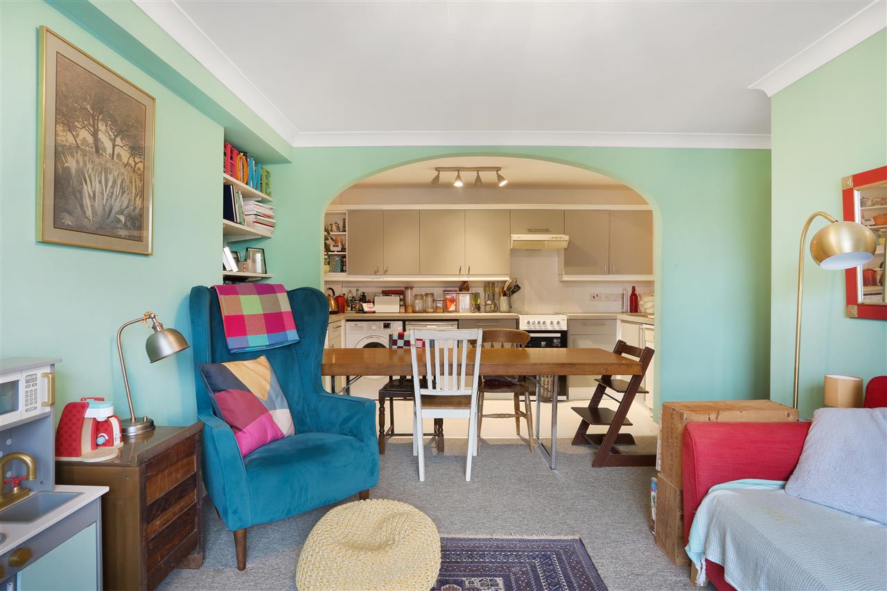 2 bed flat for sale in Chetwynd Road  - Property Image 16