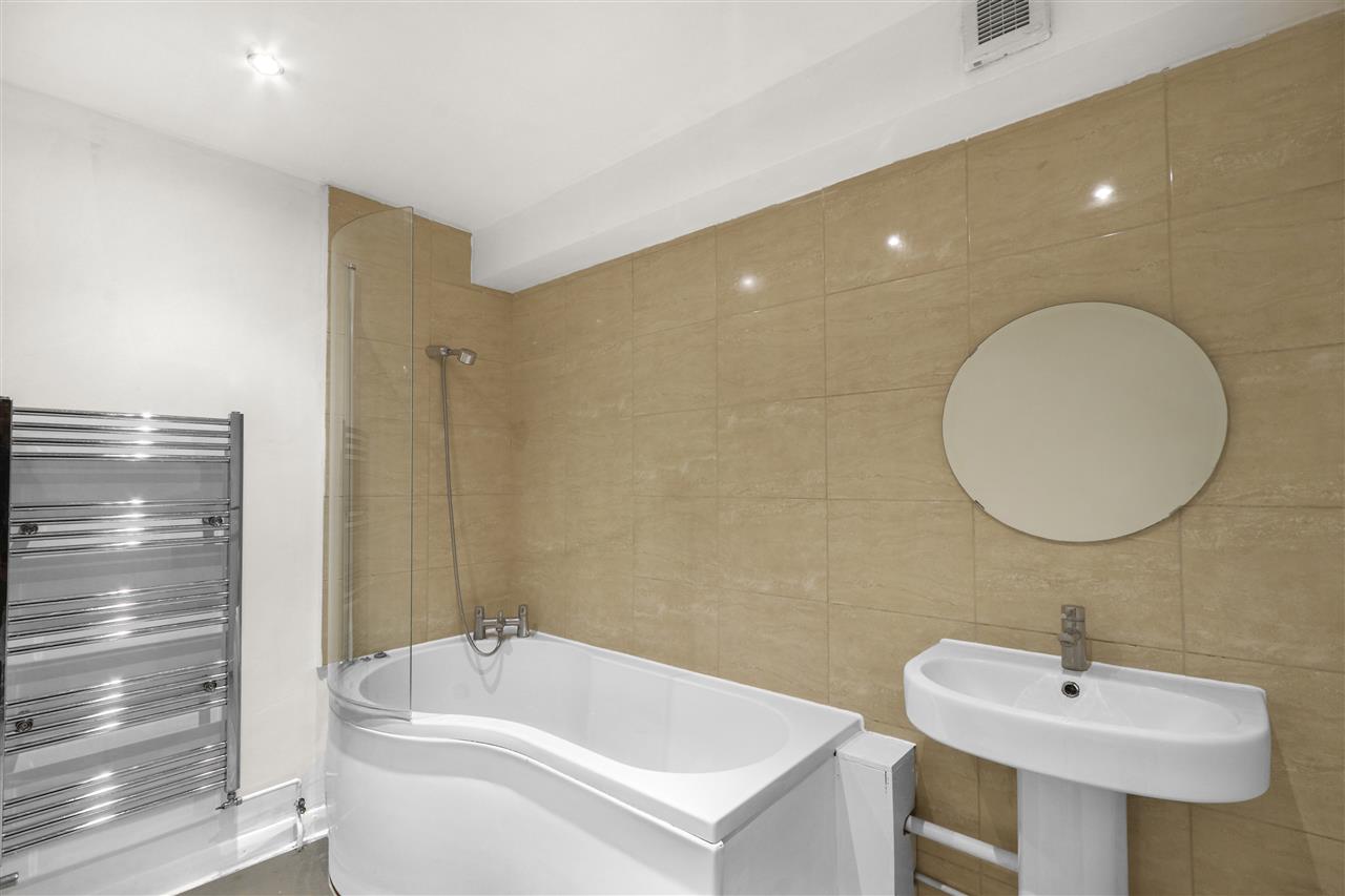 Studio flat for sale in Tufnell Park Road 11