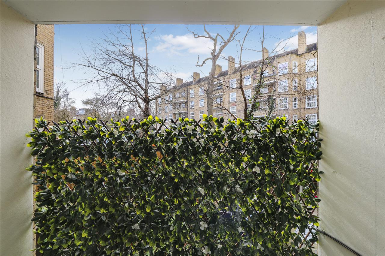 Studio flat for sale in Tufnell Park Road  - Property Image 15