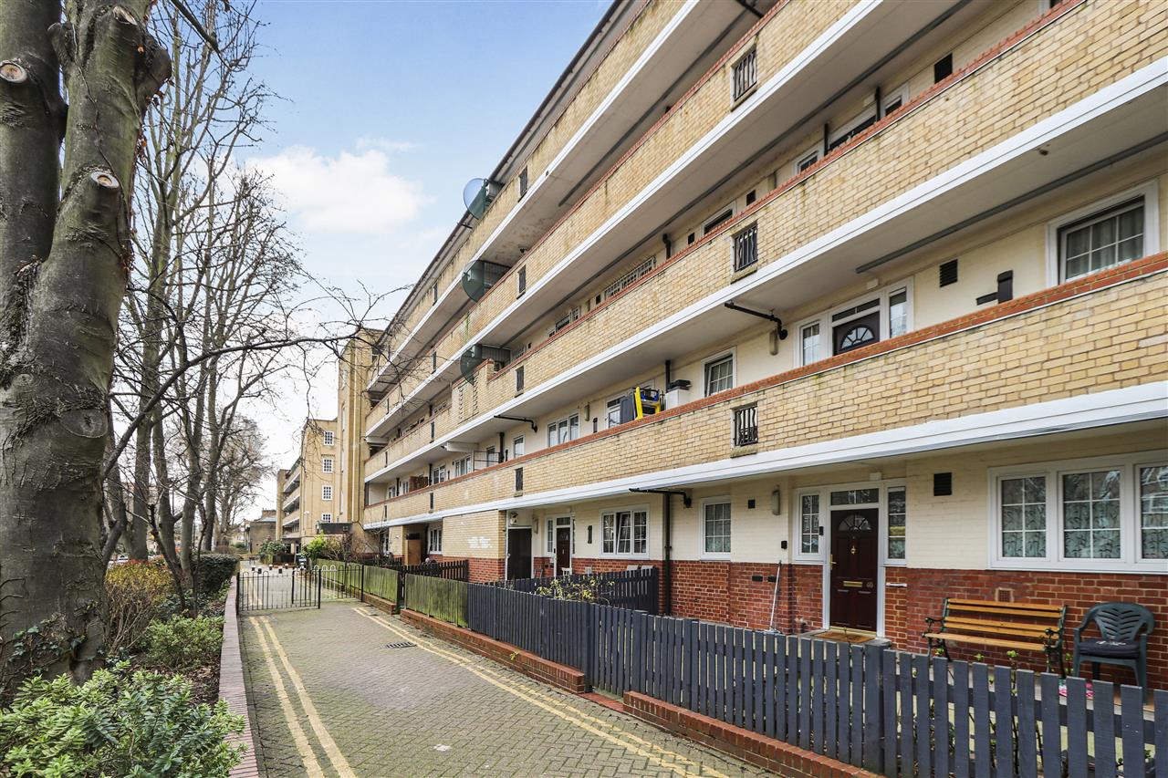 Studio flat for sale in Tufnell Park Road 18