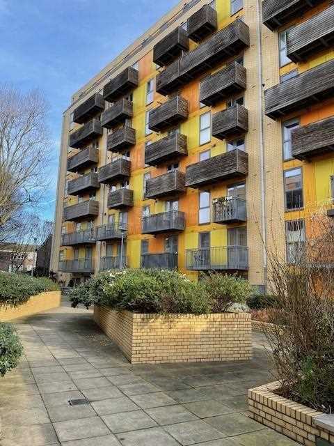 1 bed flat to rent in Wenlock Street  - Property Image 1