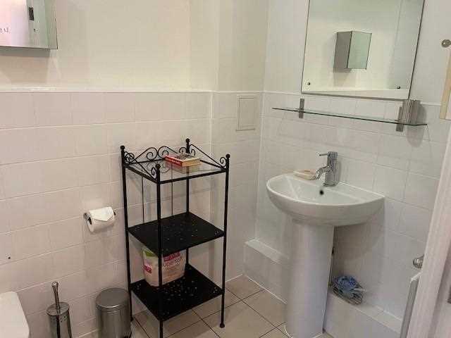 1 bed flat to rent in Wenlock Street 9