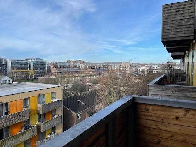 1 bed flat to rent in Wenlock Street 14