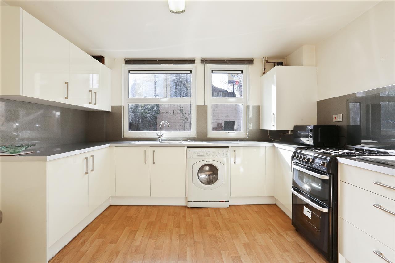 2 bed maisonette for sale in Manorfield Close 1