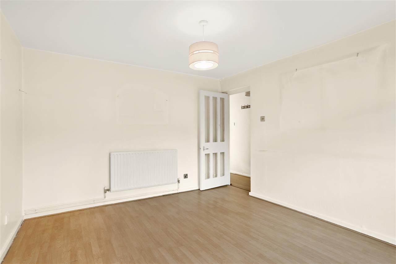 2 bed maisonette for sale in Manorfield Close 3