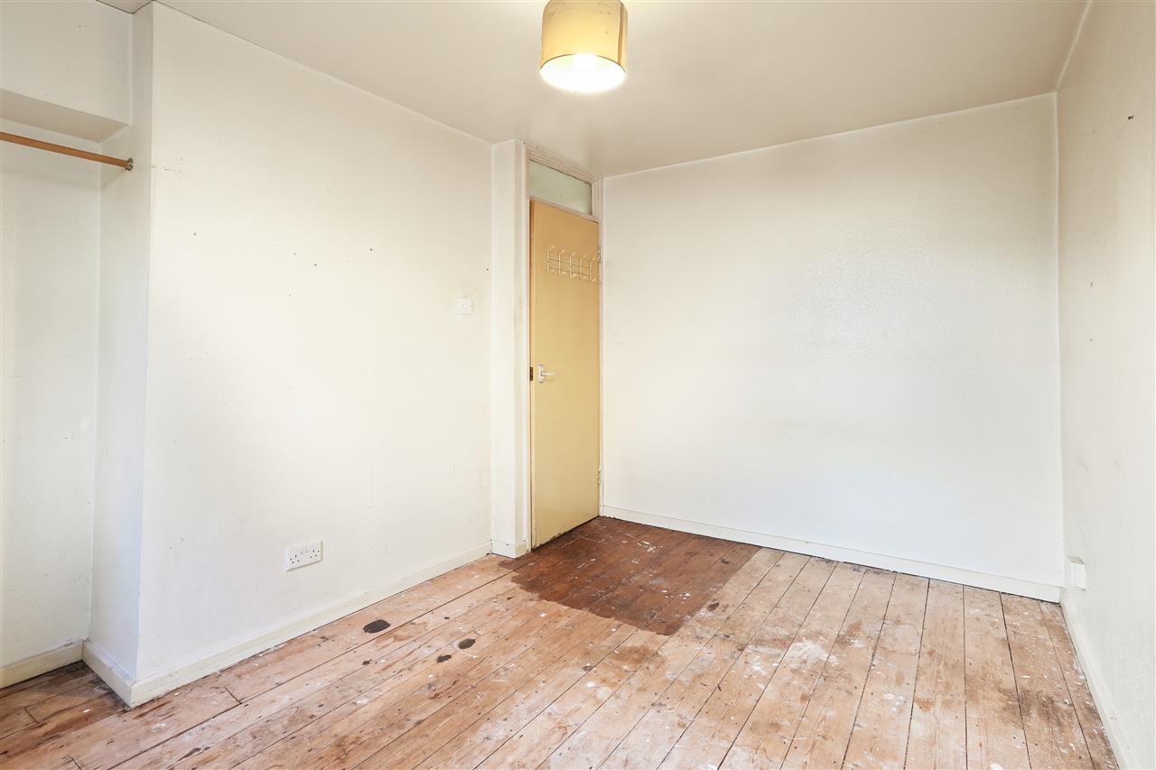 2 bed maisonette for sale in Manorfield Close  - Property Image 6
