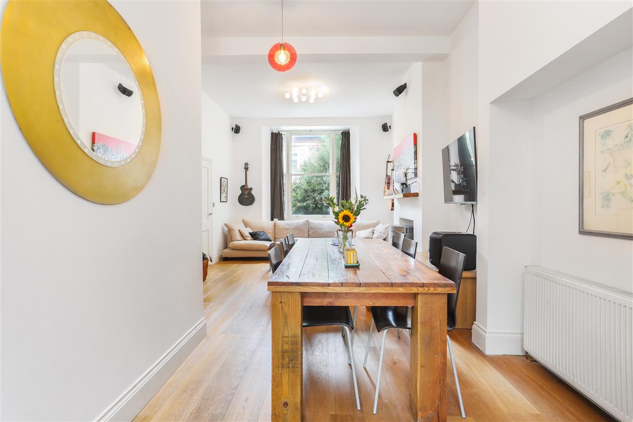 5 bed semi-detached house for sale in Beacon Hill  - Property Image 11