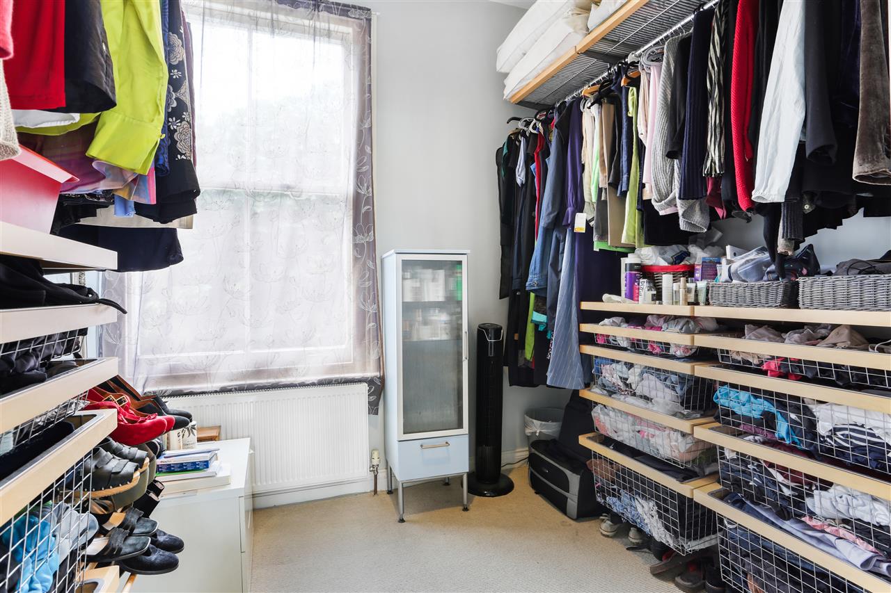 5 bed semi-detached house for sale in Beacon Hill  - Property Image 32