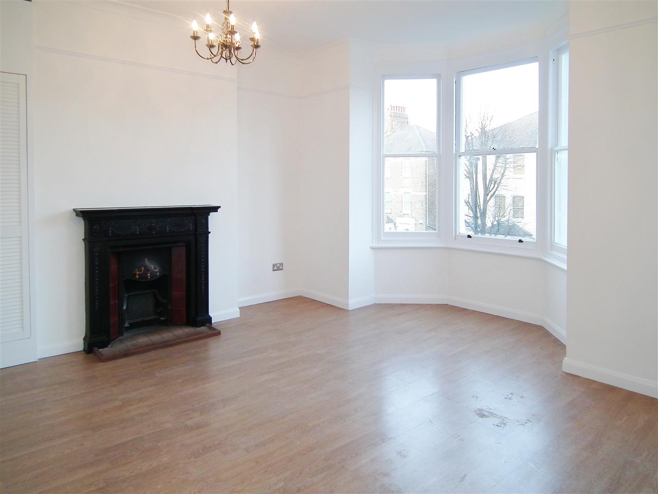 2 bed flat for sale in Brecknock Road 4