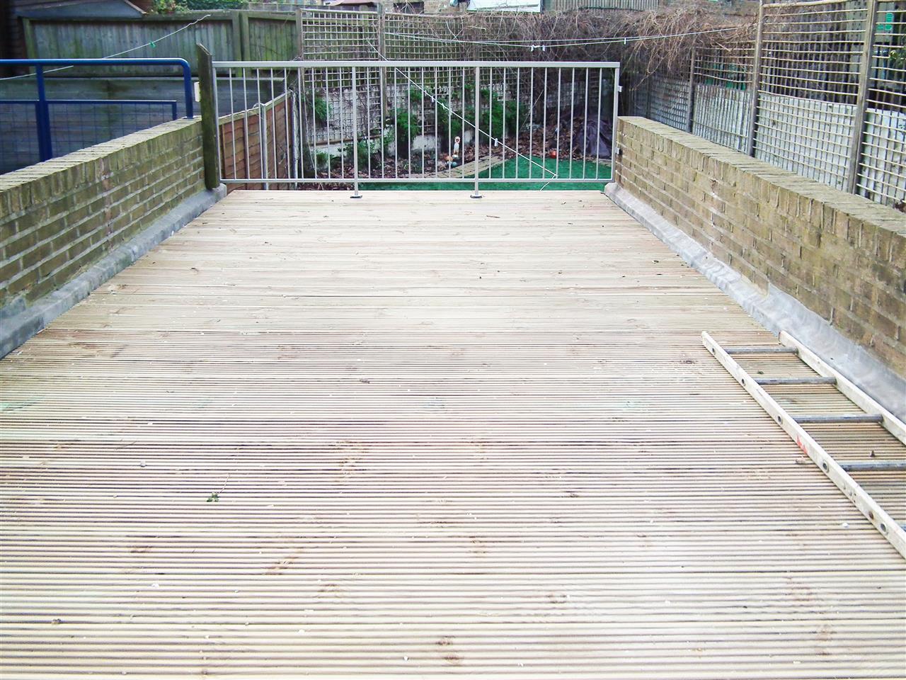 2 bed flat for sale in Brecknock Road 9