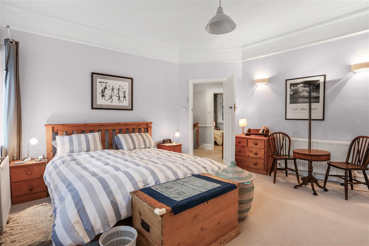 6 bed for sale in Brecknock Road  - Property Image 15