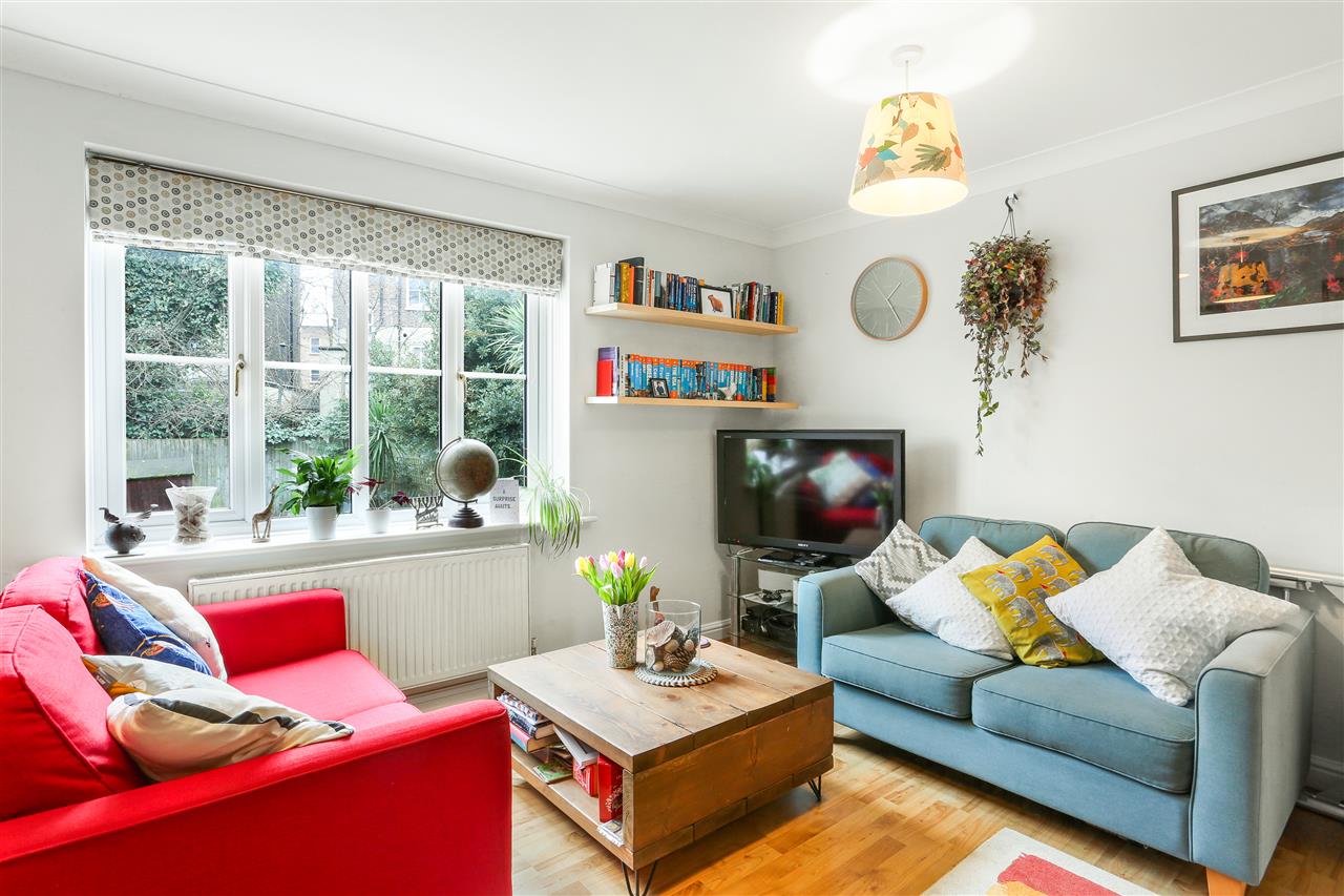 2 bed flat for sale in Goddard Place 2