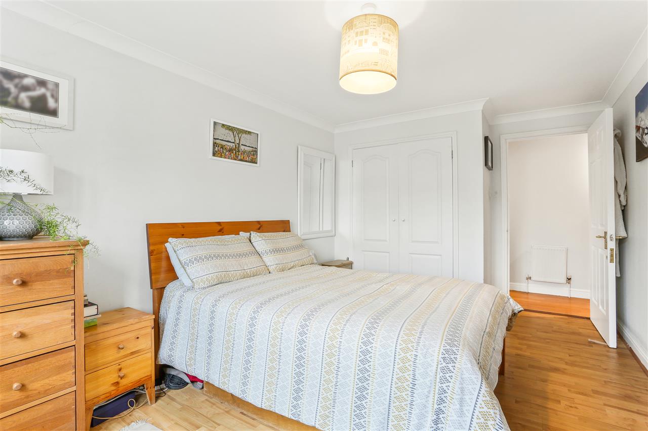 2 bed flat for sale in Goddard Place 7