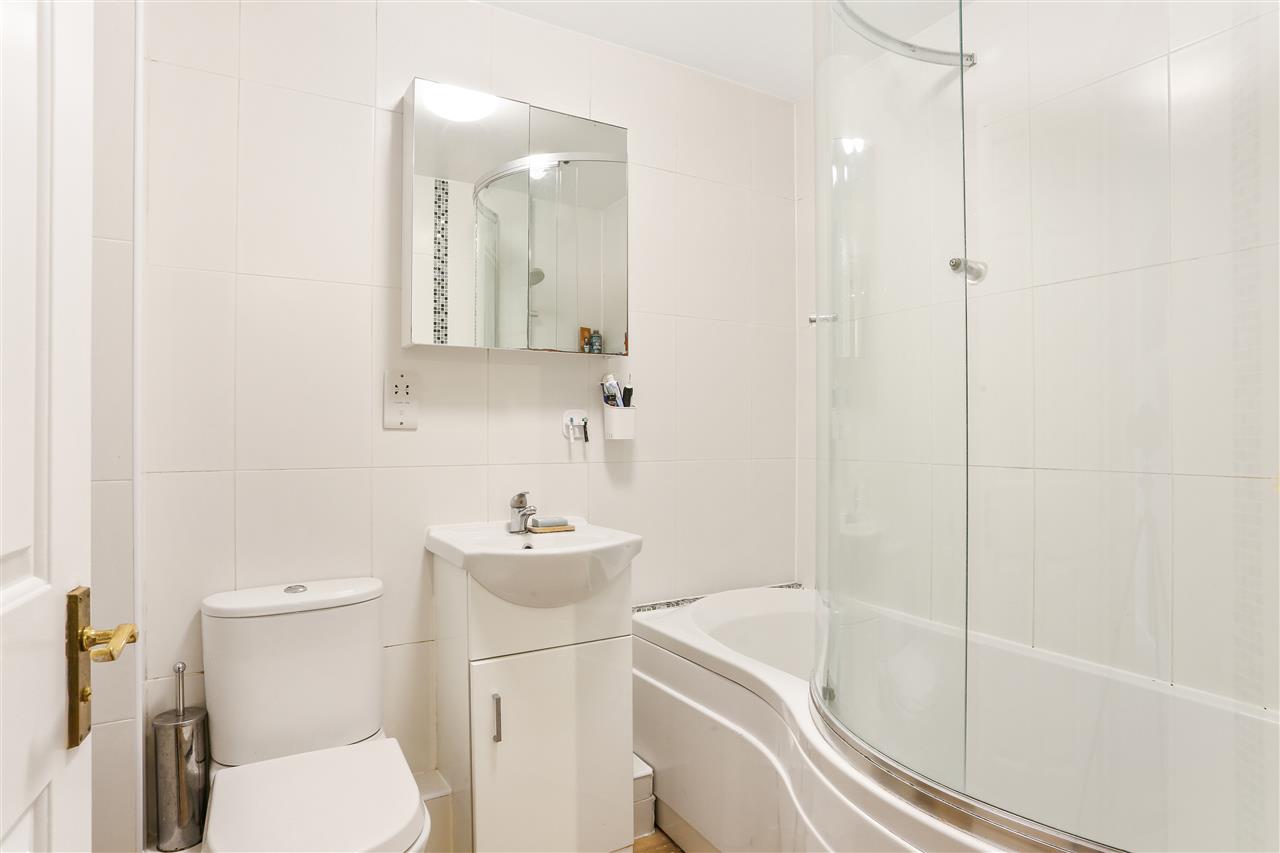 2 bed flat for sale in Goddard Place 10